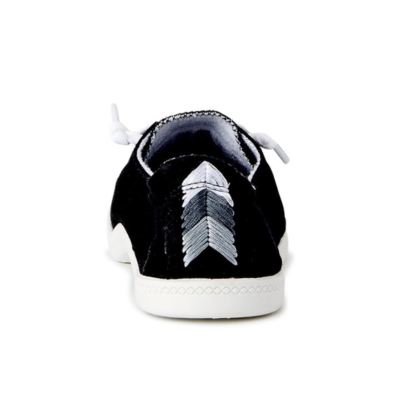 Time and Tru Shoes - MEDIUM WIDTH BLACK Time and Tru Women's Scrunch Back Slip-On Sneaker SZ various